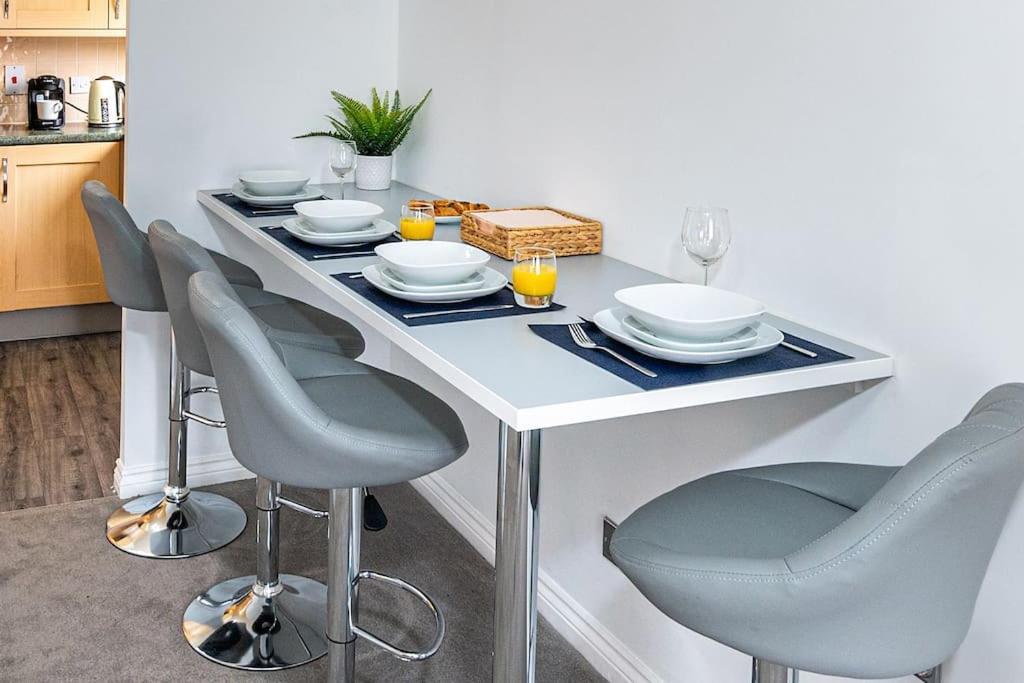 Reading 2-Bed Apartment & Parking Exterior foto