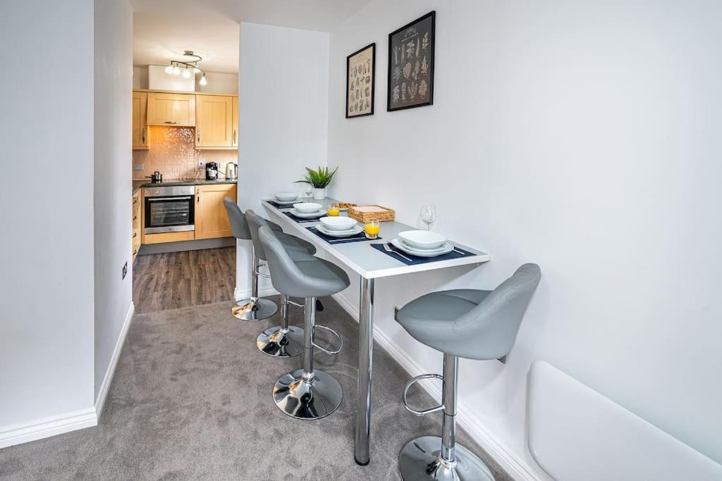 Reading 2-Bed Apartment & Parking Exterior foto